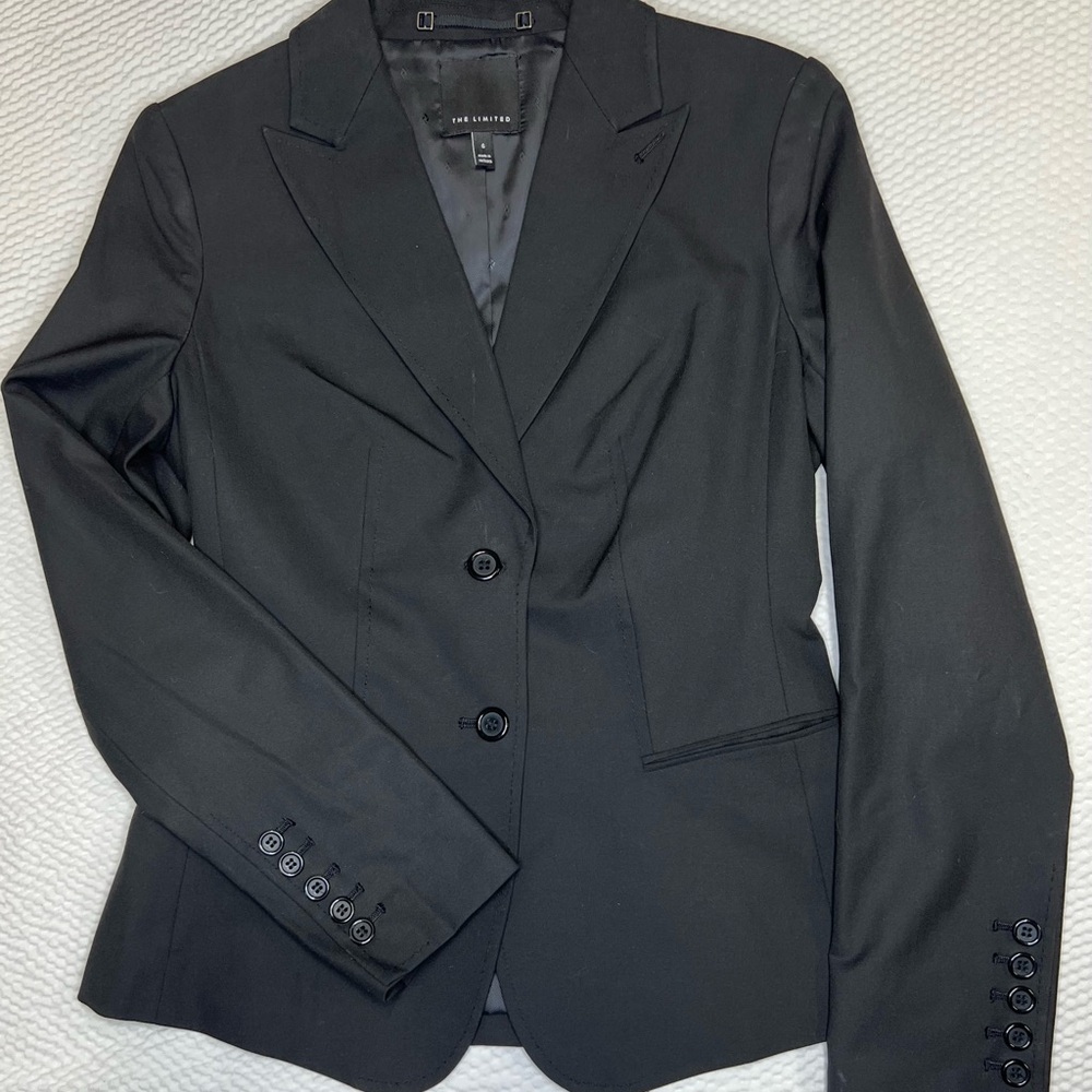 NWOT The Limited Women's Black Blazer Size 6